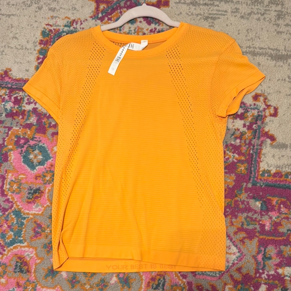 Lululemon Athletica Orange Short Sleeve T-Shirt NEVER WORN BRAND NEW